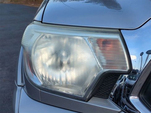 Used 2014 Toyota Tacoma PreRunner image 9