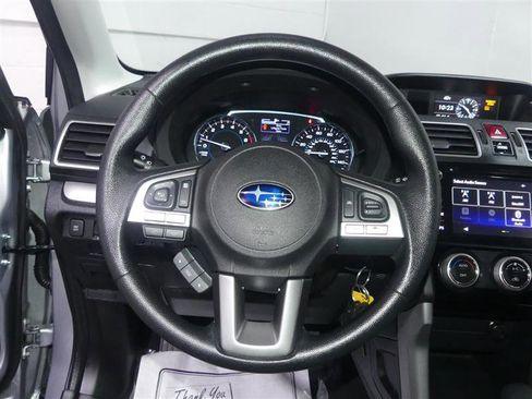 Used 2018 Subaru Forester 2.5i Premium image 31