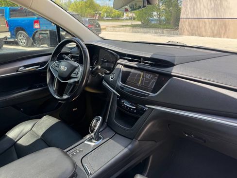 Used 2019 Cadillac XT5 Luxury AWD/4WD image 11
