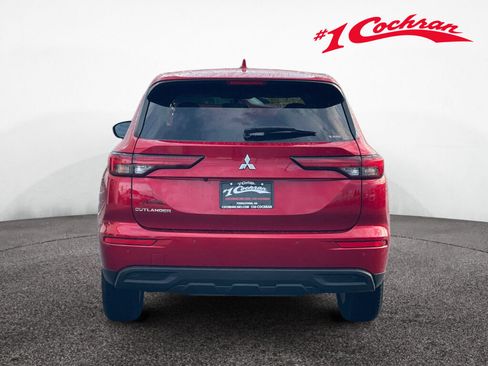 Used 2022 Mitsubishi Outlander ES AWD/4WD image 25