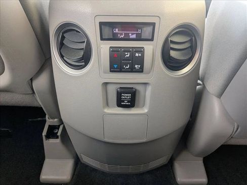 Used 2011 Honda Pilot LX image 15