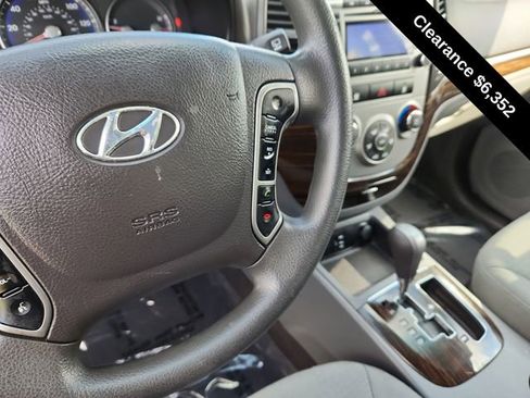 Used 2010 Hyundai Santa Fe GLS image 31