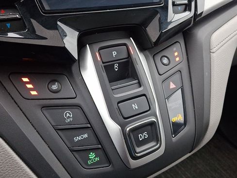 Used 2022 Honda Odyssey EX-L image 16