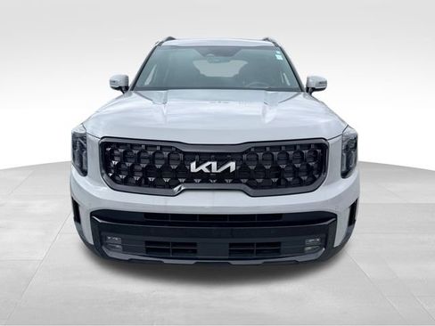 Used 2024 Kia Telluride SX Prestige X-Line image 2