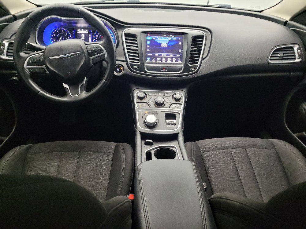 Used 2015 Chrysler 200 Limited FWD image 22