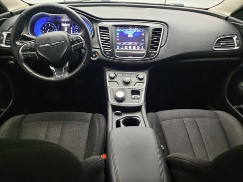 Used 2015 Chrysler 200 Limited FWD image 22