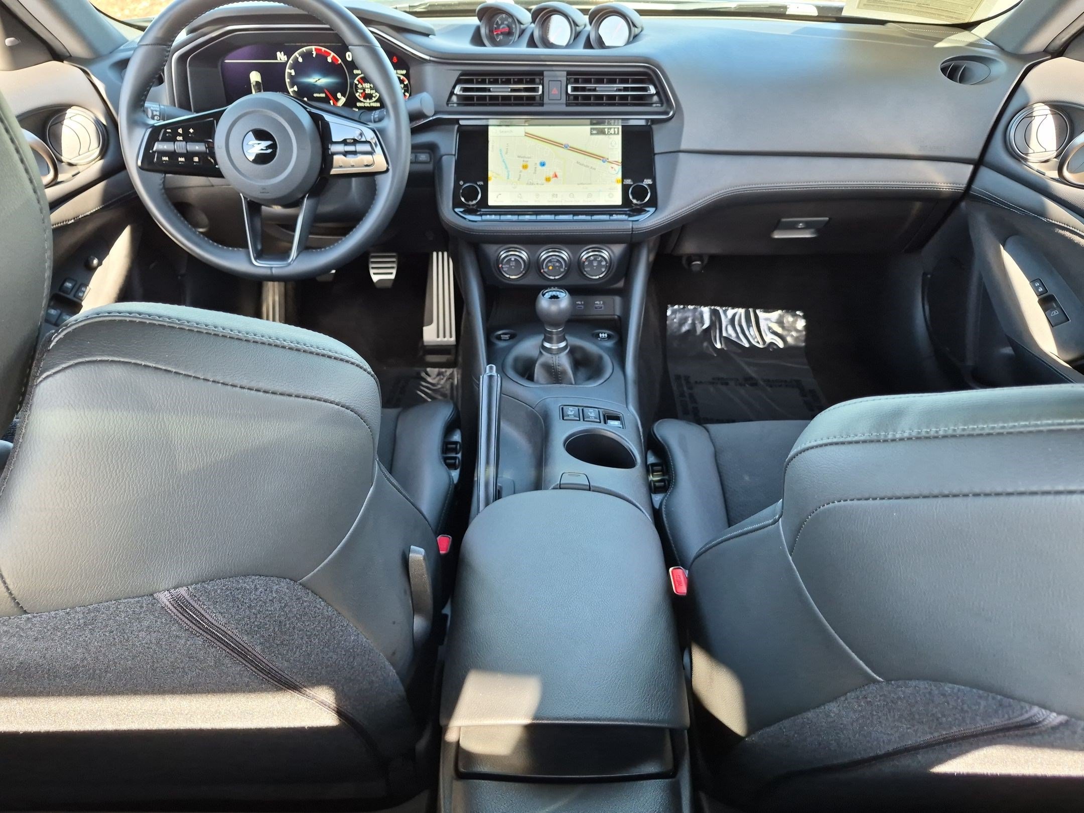 Used 2024 Nissan Z Performance w/ Floor Mat Package RWD image 28