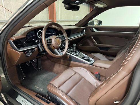 Used 2021 Porsche 911 Carrera 4S image 21