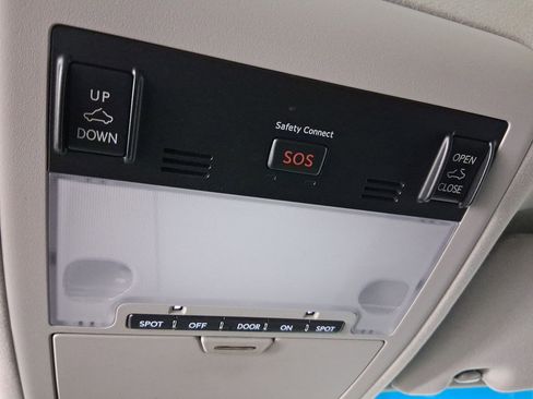 Used 2014 Lexus LS 460 w/ Comfort Package image 19