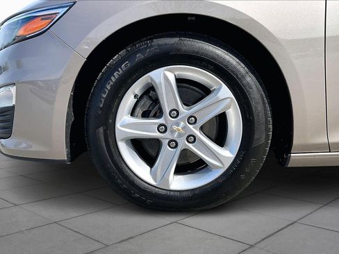 Used 2023 Chevrolet Malibu LT image 10