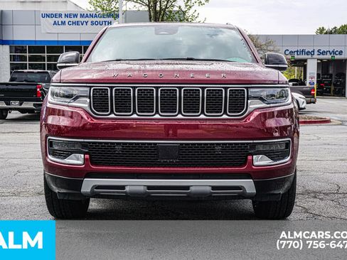 Used 2024 Jeep Wagoneer Series II w/ Flexible Seating Group RWD image 11