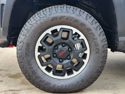 New 2026 Toyota Tacoma TRD Off-Road AWD/4WD image 9