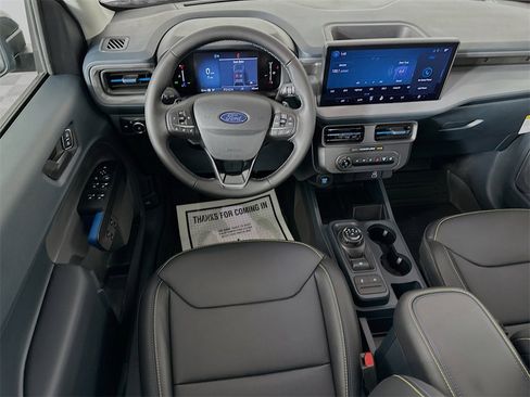 New 2025 Ford Maverick Lobo image 21