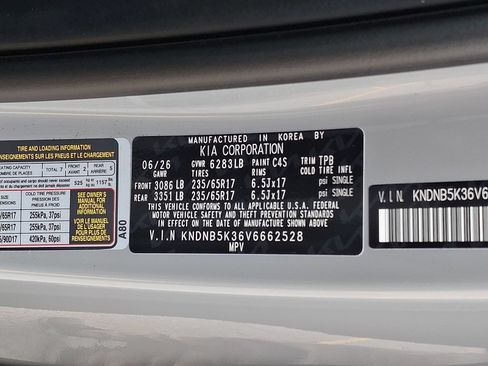 New 2027 Kia Carnival LX FWD image 21