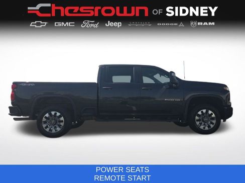 Used 2024 Chevrolet Silverado 2500 Custom w/ Custom Value Package AWD/4WD image 12