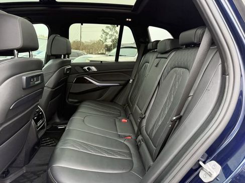 Used 2021 BMW X5 M50i w/ Executive Package image 17