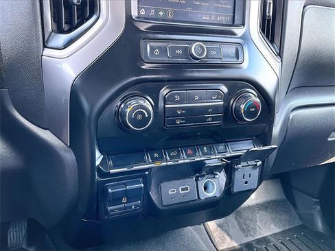 Used 2021 Chevrolet Silverado 1500 Custom w/ Safety Confidence Package image 21