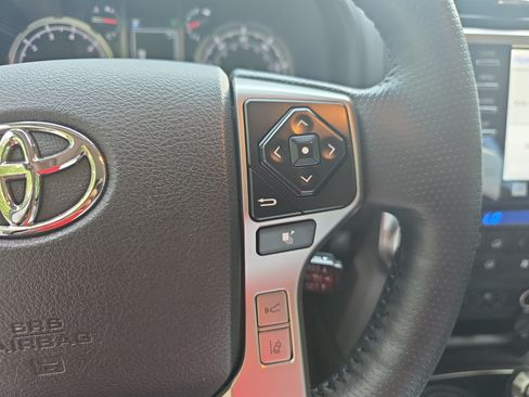 Used 2024 Toyota 4Runner Limited AWD/4WD image 17