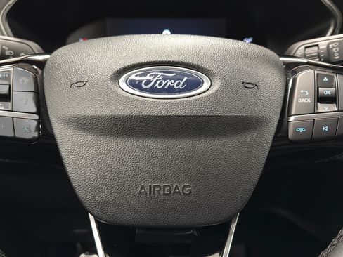 Used 2024 Ford Escape Active w/ Tech Pack #1 AWD/4WD image 16