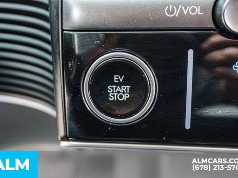 Used 2025 Hyundai Ioniq 5 SEL image 46