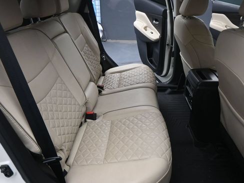 Used 2020 Nissan Murano Platinum FWD image 22