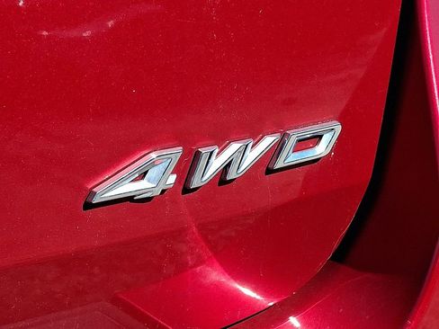 Used 2022 Ford Explorer XLT w/ Equipment Group 202A image 10