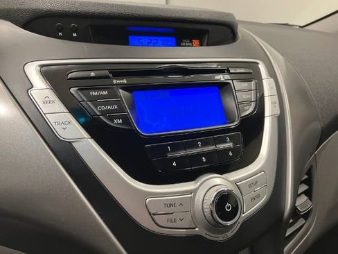 Used 2019 Hyundai Elantra Value Edition image 25