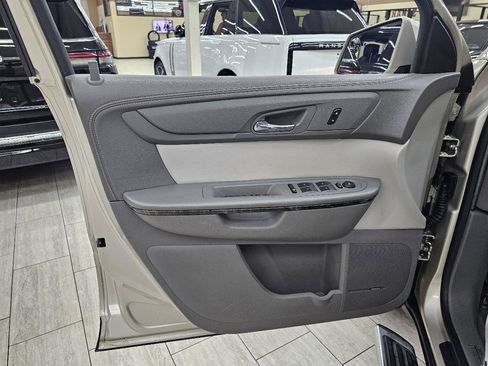 Used 2013 GMC Acadia SLT FWD image 39