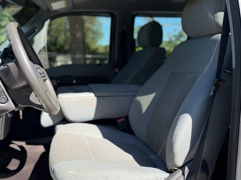 Used 2016 Ford F250 XLT w/ XLT Value Package AWD/4WD image 11