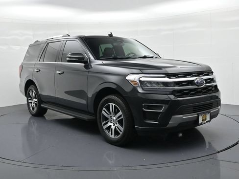 Certified 2024 Ford Expedition Limited AWD/4WD image 4