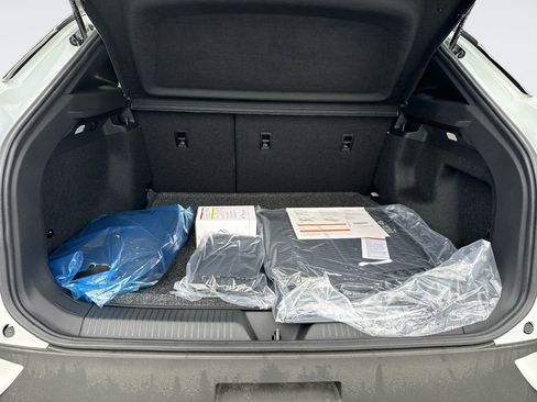 New 2026 Volkswagen ID.4 Pro image 18