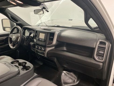 Used 2024 RAM 5500 Tradesman image 18