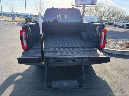 Used 2024 Ford F250 Platinum image 24