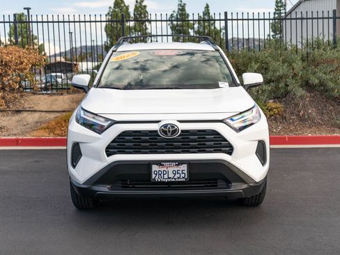 Certified 2025 Toyota RAV4 LE AWD/4WD image 2