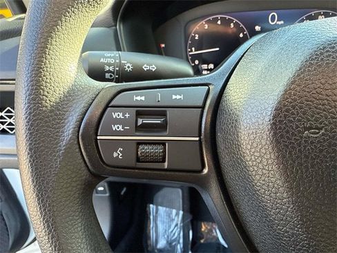 Used 2025 Honda Accord LX image 21