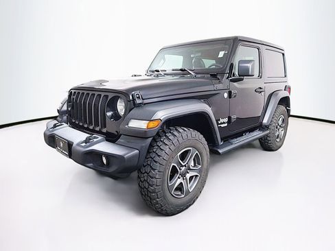 Used 2021 Jeep Wrangler Sport image 3