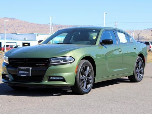 Used 2021 Dodge Charger SXT w/ Driver Convenience Group image 8