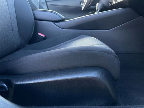 Certified 2025 Honda Accord LX image 29