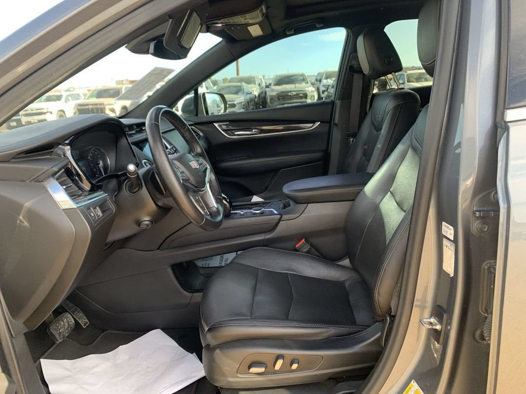 Certified 2021 Cadillac XT5 Premium Luxury FWD image 17