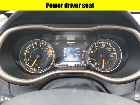 Used 2017 Jeep Cherokee Limited w/ Trailer Tow Group image 21