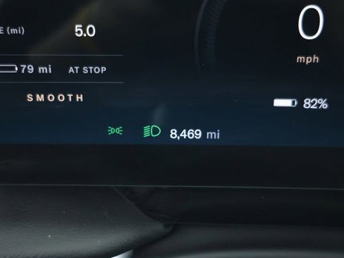 Used 2023 Lucid Air Touring image 14