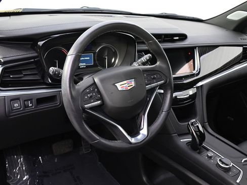 Used 2024 Cadillac XT6 Premium Luxury w/ LPO, Floor Liner Package AWD/4WD image 11