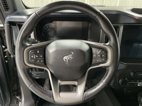 Used 2023 Ford Bronco Outer Banks AWD/4WD image 9