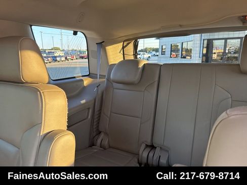 Used 2019 Chevrolet Tahoe LT image 44
