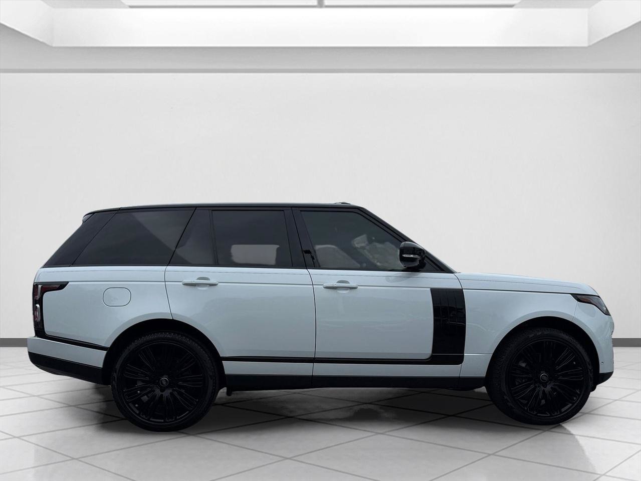 Used 2021 Land Rover Range Rover P525 Westminster Edition AWD/4WD image 6