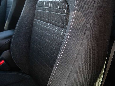 Used 2024 Honda HR-V LX image 13