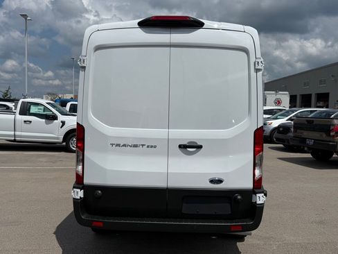 New 2025 Ford Transit 250 148 Medium Roof w/ Load Area Protection Package image 22