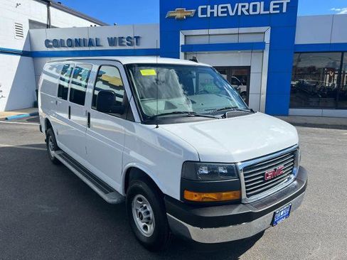 Used 2024 GMC Savana 2500 w/ Driver Convenience Package RWD image 3