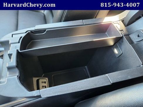 Used 2024 GMC Terrain SLT FWD image 12