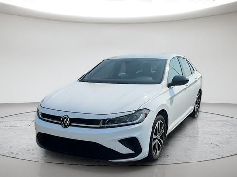 Used 2025 Volkswagen Jetta Sport FWD image 1